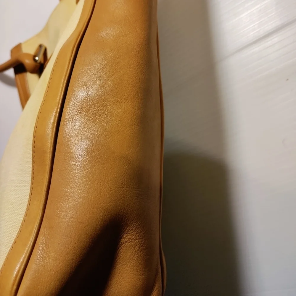 VINTAGE COACH 9429 BONNIE BUCKET LINEN LEATHER TAN CREAM SHOULDER BAG